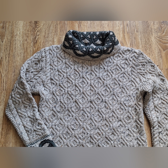 Aran Crafts Ranelagh Merino Jacquard Knit Crewneck Sweater in Oatmeal - M - Picture 5 of 14